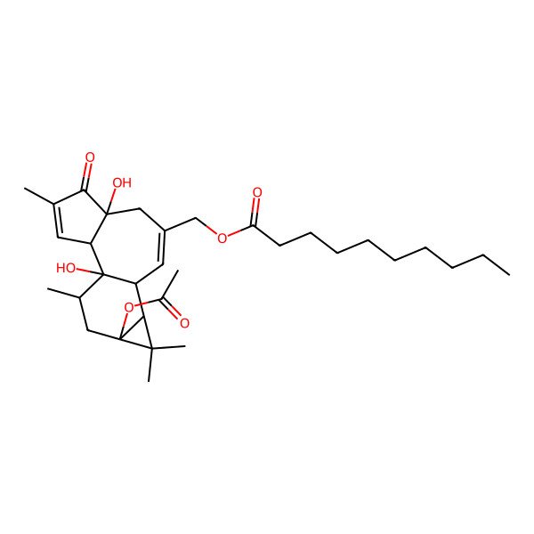 2D Structure of (13-Acetyloxy-1,6-dihydroxy-4,12,12,15-tetramethyl-5-oxo-8-tetracyclo[8.5.0.02,6.011,13]pentadeca-3,8-dienyl)methyl decanoate